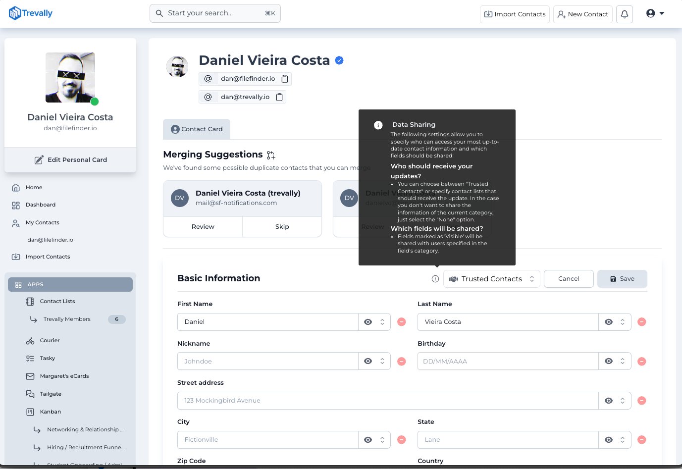 Data sharing controls showing who receives contact card updates and which fields are visible